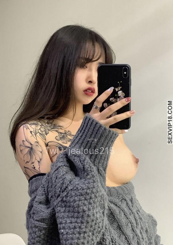 Ảnh sex em gái genz Việt Nam show hàng căng tròn